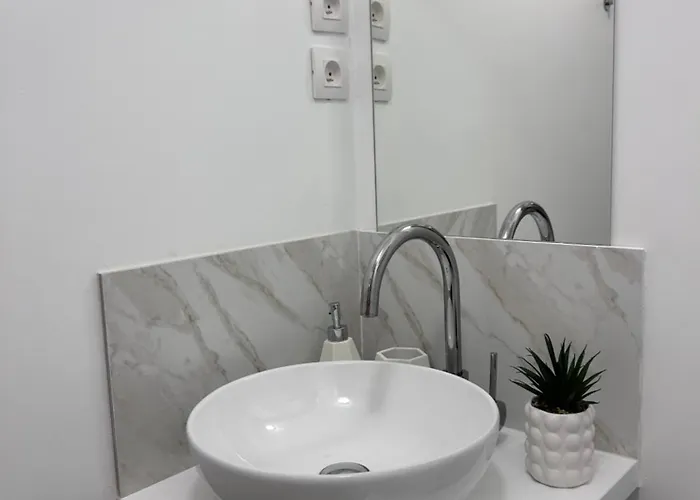 A 50 M De La Daire Canet-en-Roussillon